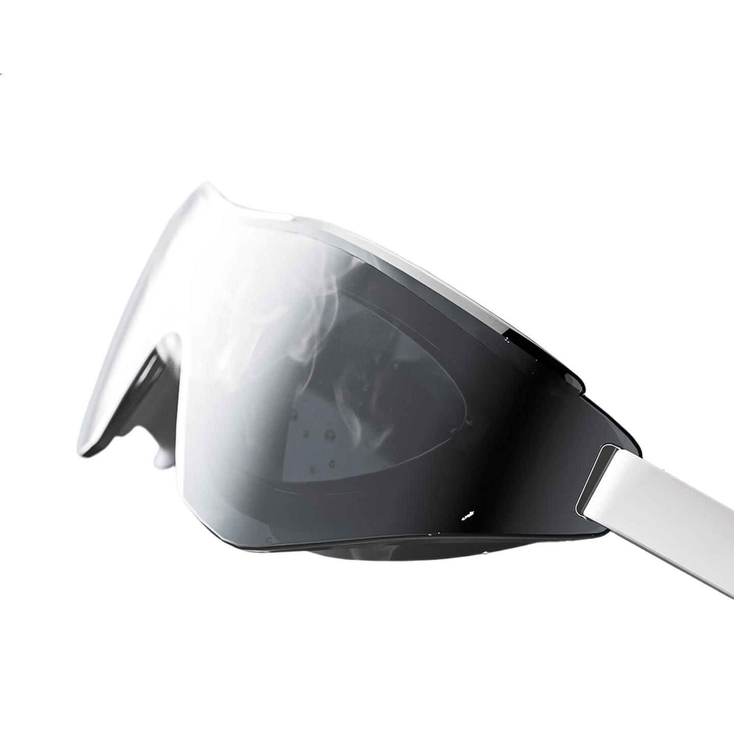 White Image 3