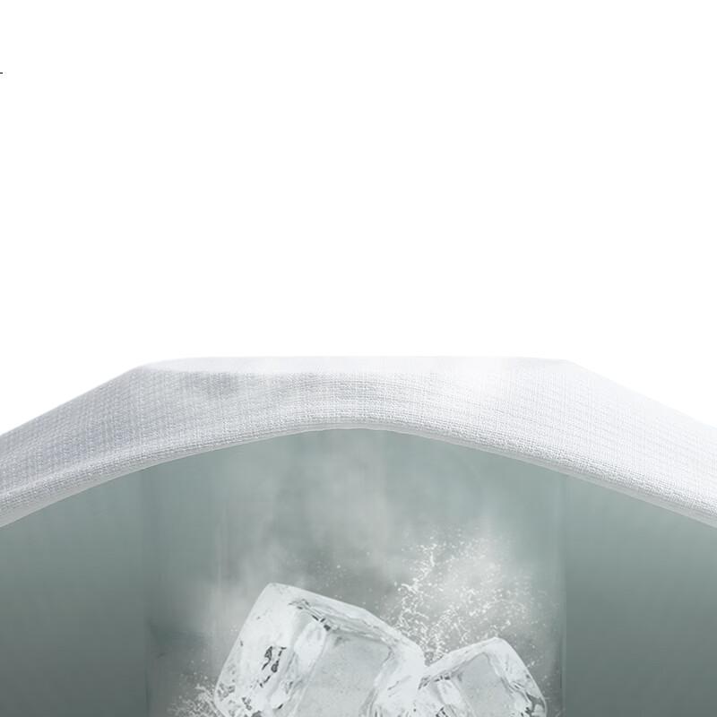 White Image 3