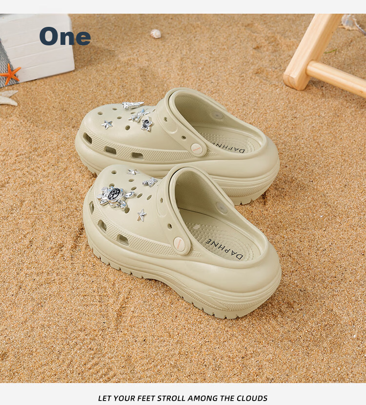 DAPHNE Women's Cloud Hole Shoes 2026 New Summer Soft Sole Thick Sole Height Increasing Casual Sandals 26