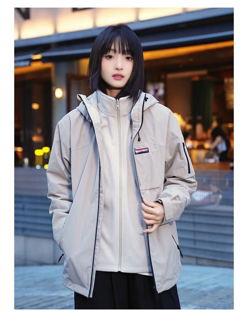 CAMEL [Wang Junkai's Choice] CAMEL King's Armor Three-In Jacket for Men And Women, Windproof And Waterproof Mountaineering Coat for Autumn And Winter 21