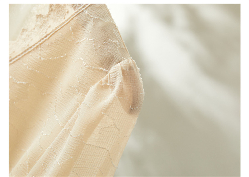 Dme [Long Time No See Series] Summer French Commuter V-Neck Jacquard Blouse, Three-Quarter Sleeve Lace Shirt, Women's Top 21