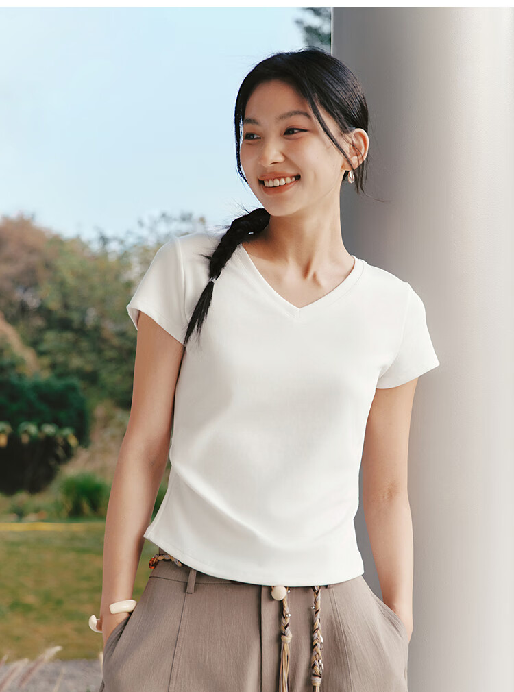 Semir Chen Duling Women's Short Sleeve T-Shirt Summer 2026 Crop Top Round Neck Slim Fit V-Neck Inner Wear 109326100003 29