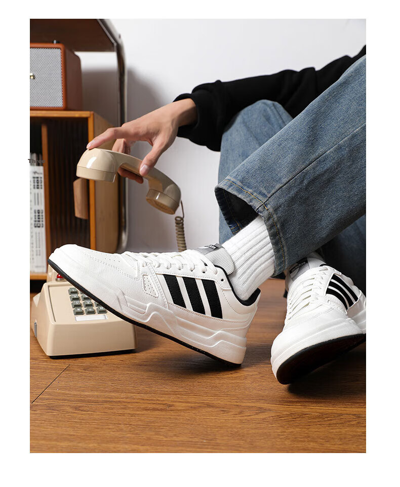Adidas Casual Sports Sneakers, Versatile Couple Style, Trendy Korean Version, Breathable Men's Shoes, UK Size 7.5, EU Size 41 8