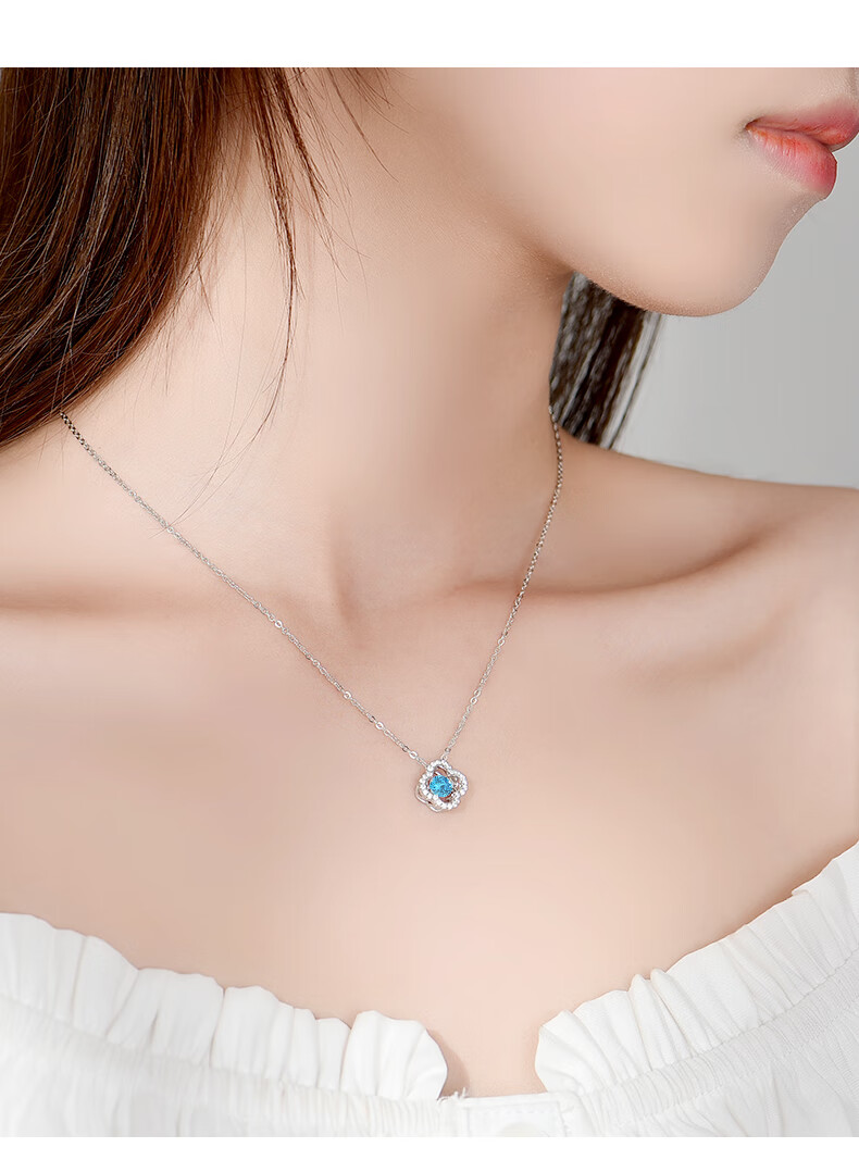 Aideyueding Dancing Heart Four-Leaf Clover Necklace for Women, 2025 New Style, Light Luxury Niche High-End Birthday Gift for Girlfriend Or Wife 1