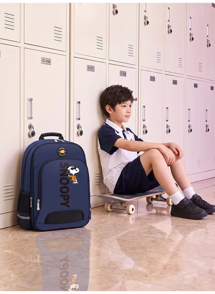 SNOOPY Children's Backpack, Boys And Girls Elementary School Students Grades 1-3 Lightweight Cartoon Backpack for Older Students, Light Blue 9