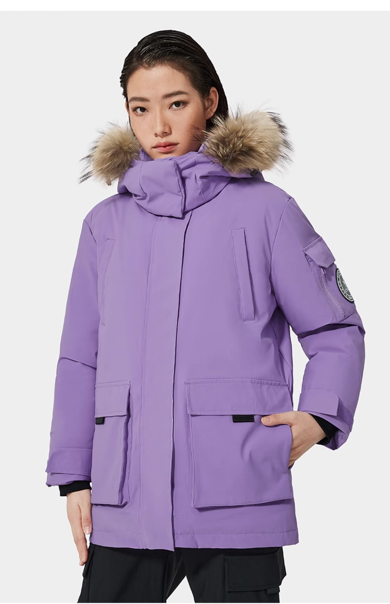 CAMEL [Wang Junkai's Choice] Outdoor down Jacket for Men And Women, Mid-Length Style, 700 Fill Power, Water-Repellent, Thickened, Cold-Resistant Coat 37