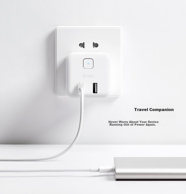 BULL Cube Power Strip, Extension Cord/Power Bar/Surge Protector, 4 Outlets with Master Switch GNV-UEB04W 10