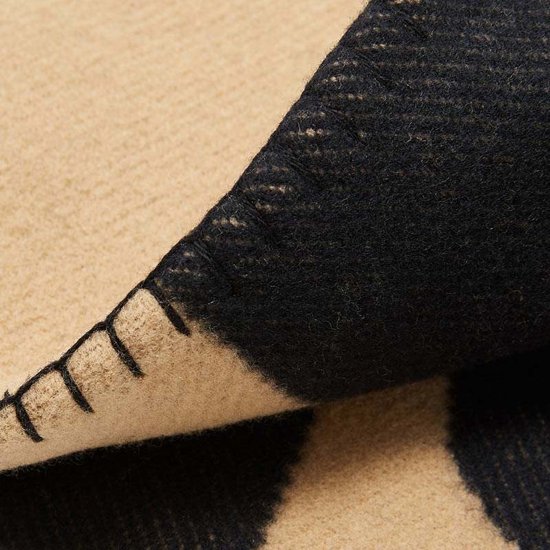 博柏利/巴宝莉 burberry 中性款黑色卡其色拼色混纺时尚围巾 80190171