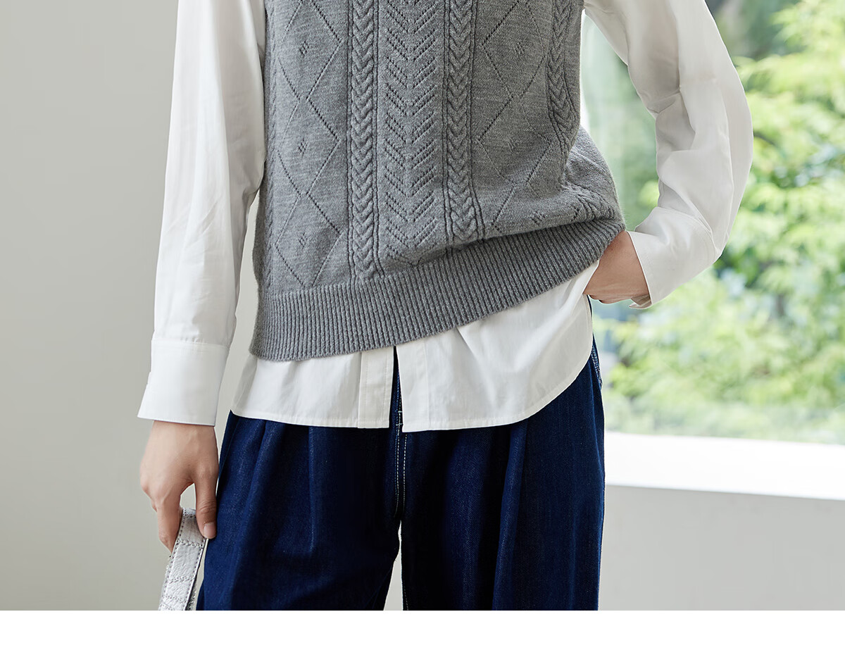 Chushen Spring And Autumn Knitted Vest for Women, Wilderness Maillard Vintage V-Neck Tank Top, Layered Sweater S143Z5005 4