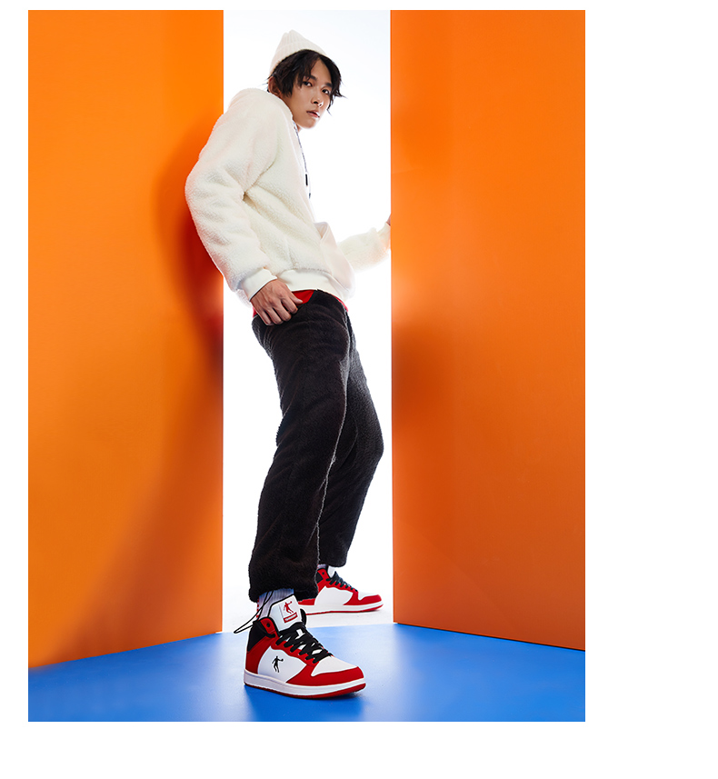 QIAODAN Men's Sneakers, Leather Upper, Air Force One Style, High-Top Skateboard Shoes, Casual Shoes 29