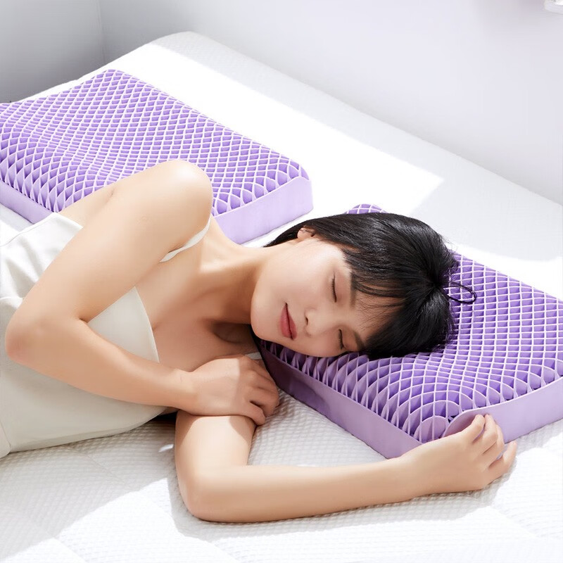 8H Pillow -01288405