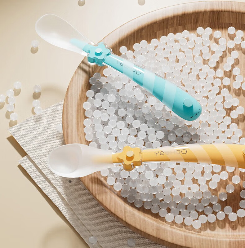 YEEHOO Silicone Spoon for Baby Food, Infant Feeding Spoon, Newborn Water Feeding Silicone Soft Spoon, Tableware for Milk And Rice Powder - Maple Yellow 18