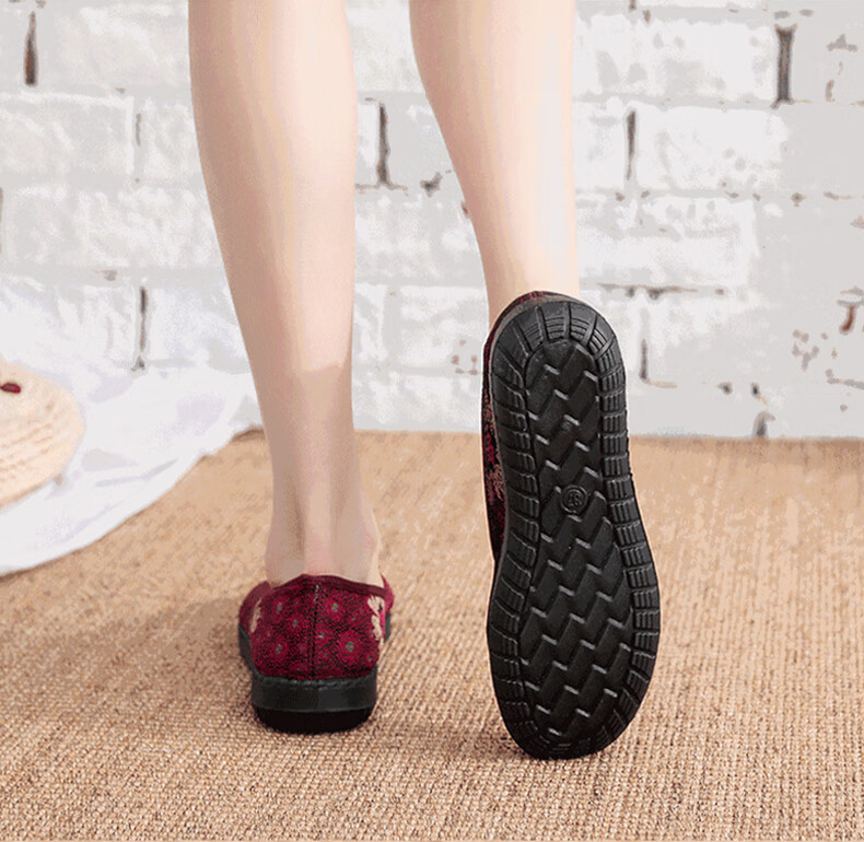 Weizhi Old Beijing Cloth Shoes, Women's Flats, Elderly Shoes, Soft-Soled Mom Shoes, Embroidered Chinese Style Slip-Ons WZ1031 Size 35 8
