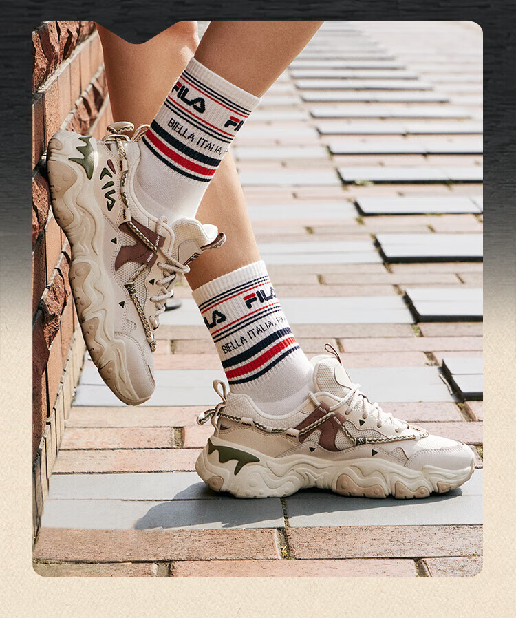 FILA Official Women's Dad Sneakers Sports Shoes Cat Claw Shoes 5th Generation Retro Casual Shoes 8
