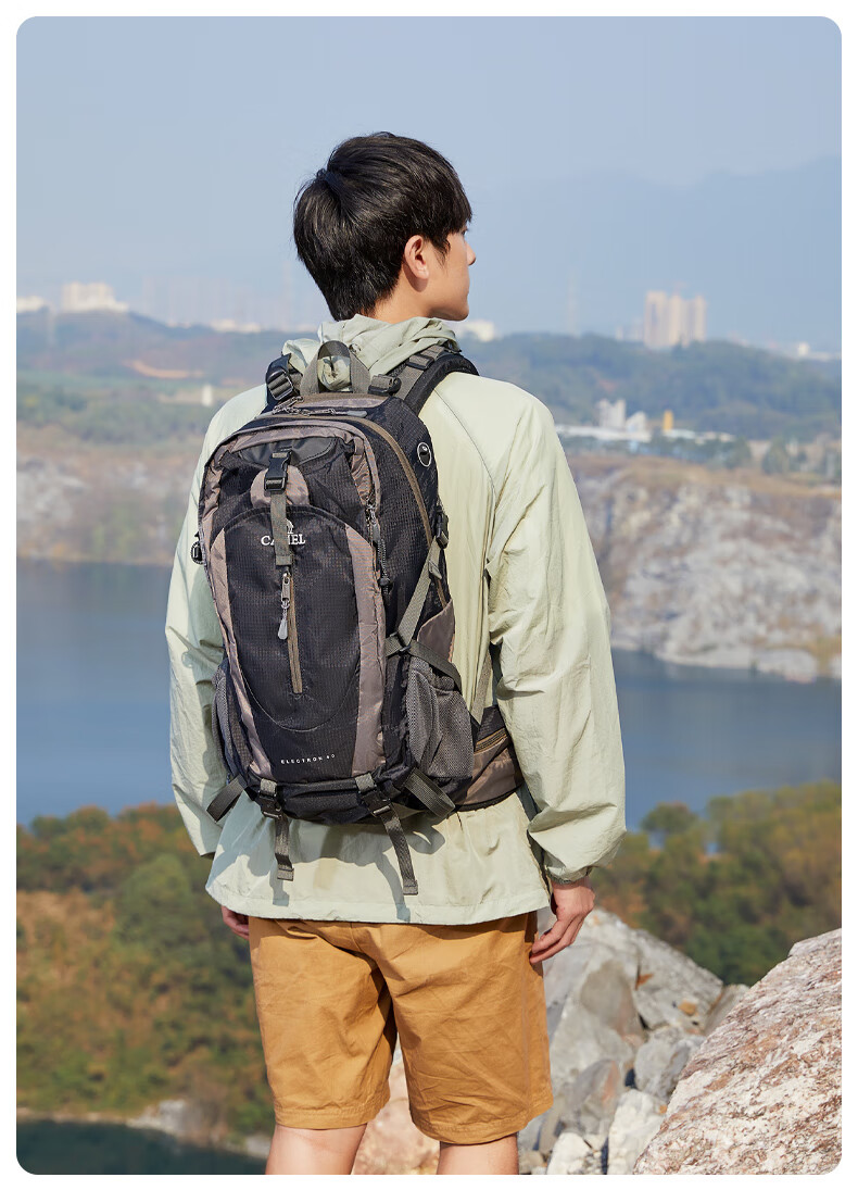 CAMEL Hiking Backpack Outdoor Travel Backpack Mountaineering Double Shoulder Backpack Hiking Backpack 2S04001 Black 19