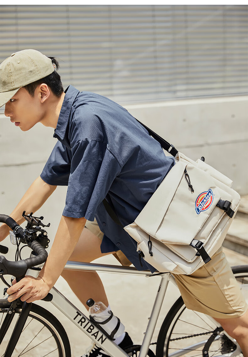Dickies Men's Shoulder Bag, Large Capacity Casual Backpack, Lightweight Canvas Bag for College Students, Multifunctional Crossbody Bag with Shoulder Strap 20