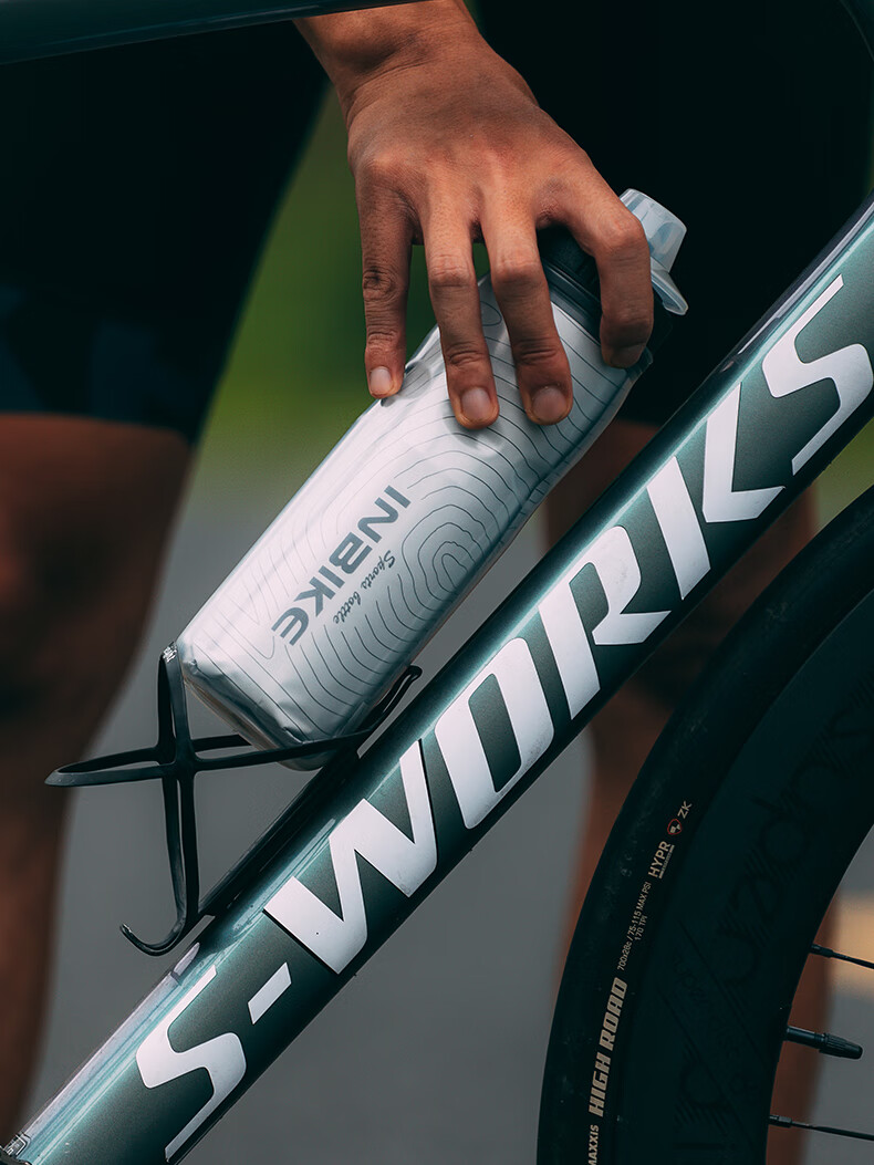 INBIKE Bicycle Water Bottle, Cycling Hydration Bottle, Mountain And Road Bike Sports Water Cup, Cycling Equipment, Bicycle Accessories 23