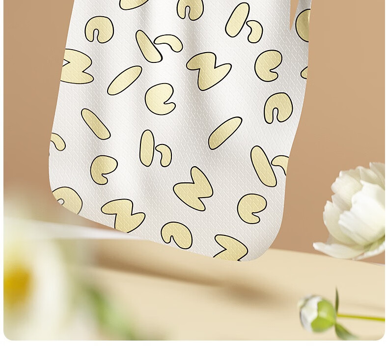 Taoqibaby Disposable Bibs for Babies, Waterproof And Stain-Resistant Drool Bibs for Feeding, Pack of 20 2