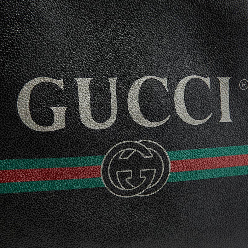 gucci 古驰 男士黑色牛皮正面灰色英文字母图案手拿包 572770 0y2at