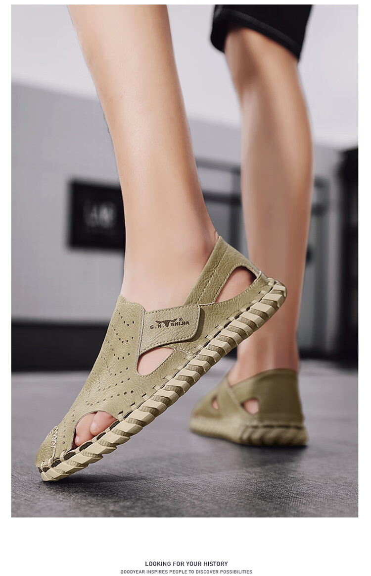 Bull Family Leather Sandals Summer Beach Shoes Men's Driving Outdoor Casual Trendy Soft Leather Soft Sole Handmade Hole Sandals 12