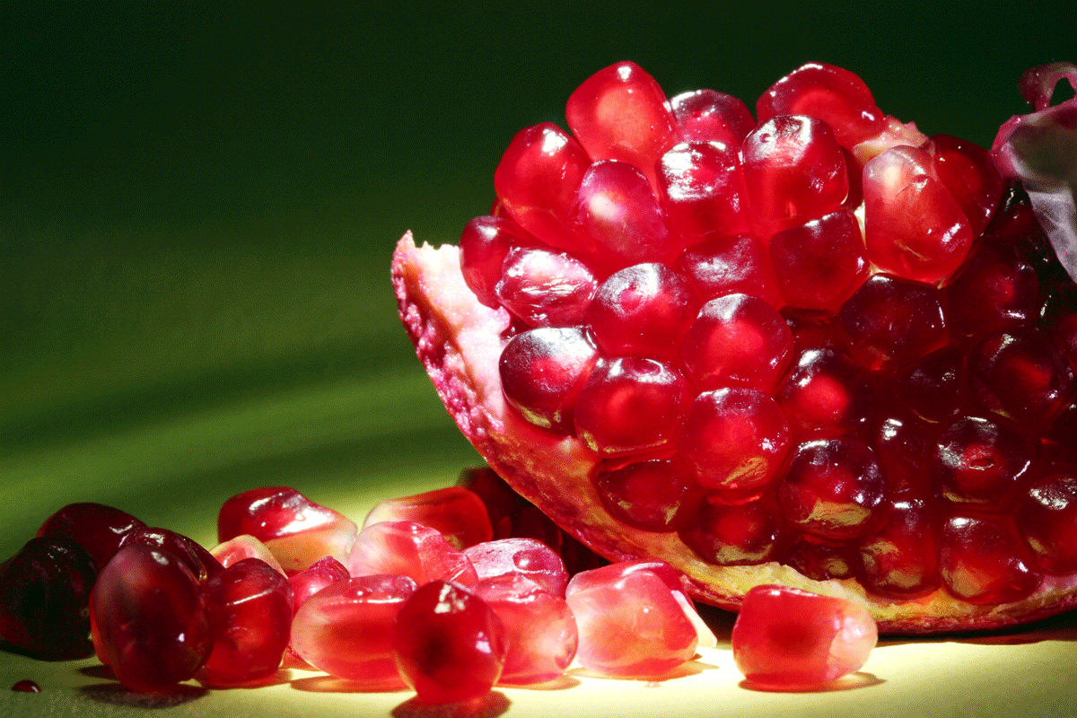 都农臻石榴颗粒饱满色泽鲜艳皮薄汁水多现摘精选软籽甜石榴12枚礼盒装