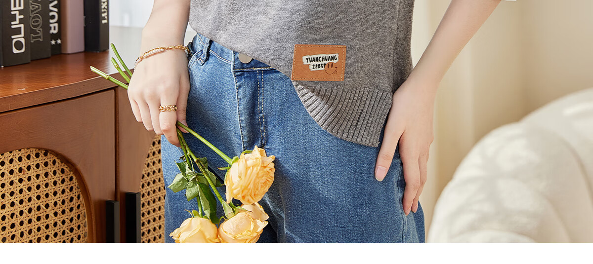 PinCai Knitted Vest for Women, V-Neck Sweater, Sleeveless Cardigan, Loose-Fitting Top P137Z5837 23