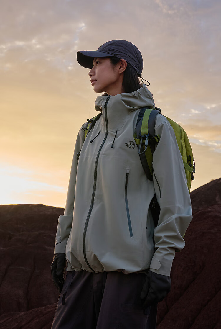 Pelliot [Yanke Pro] Hard Shell Jacket for Men And Women, Spring And Summer Waterproof Windproof Mountaineering Coat, Model 124301070 13