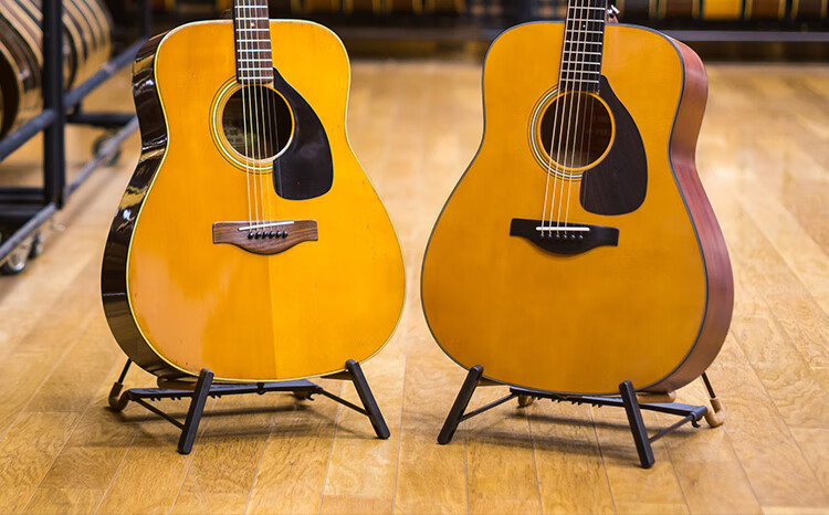 YAMAHA All Solid Red Label Series FSX3 Acoustic-Electric Guitar Folk Acoustic Guitar 40-Inch Matte Natural Wood Color 2