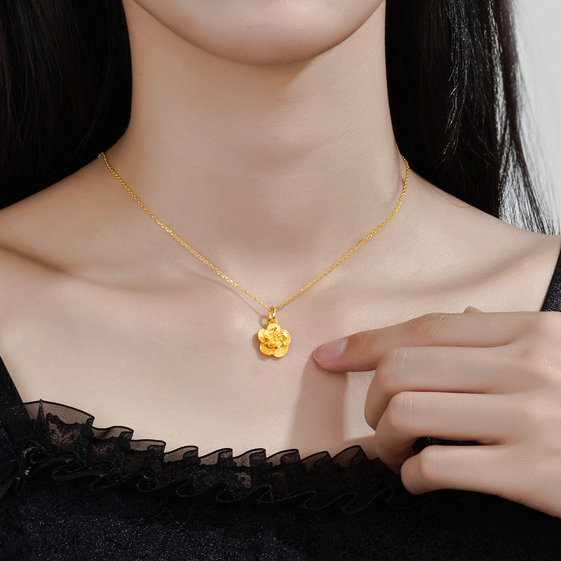 萃华金店足金花朵黄金吊坠女约285288克