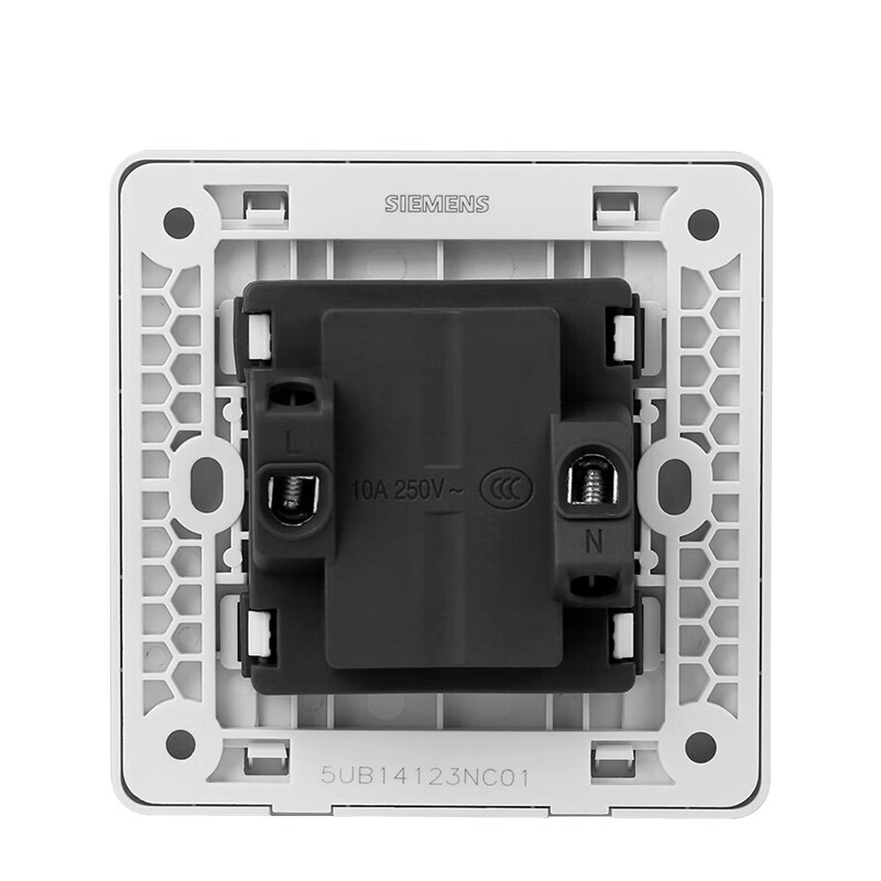Розетка SIEMENS 10А 4 отверстия