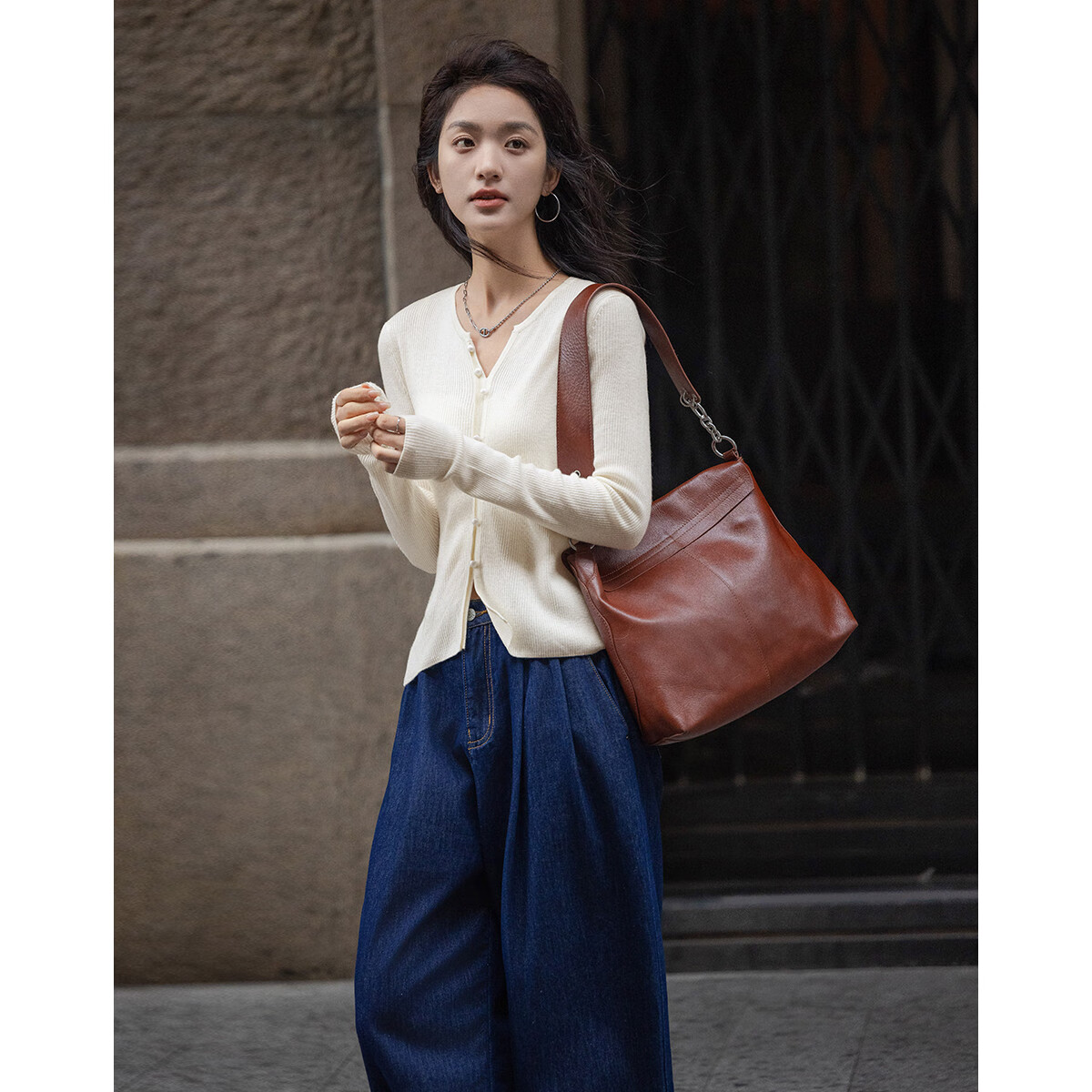 Dme [Elegant V-Neck Knit Sweater] Spring And Autumn Lightweight Mature Sister Layered Inner Wear Slimming Elegant Knit Sweater for Wome