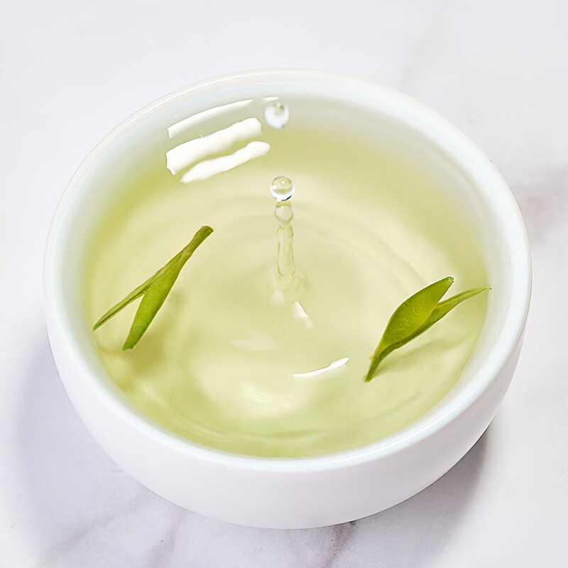 忆江南特级龙井茶200g茶叶礼盒绿茶节日送礼送父母长辈礼物臻美