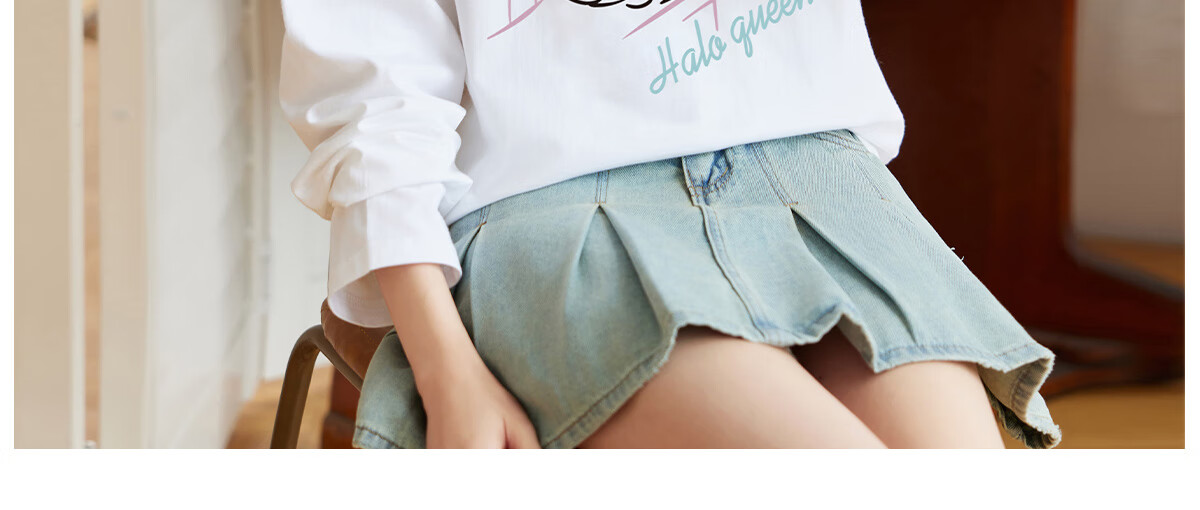Halo Queen Women's Short-Sleeve T-Shirt, Summer Lightweight Round Neck Tee, American Sweet Cool Cat Print Half-Sleeve Top H143T1409 35
