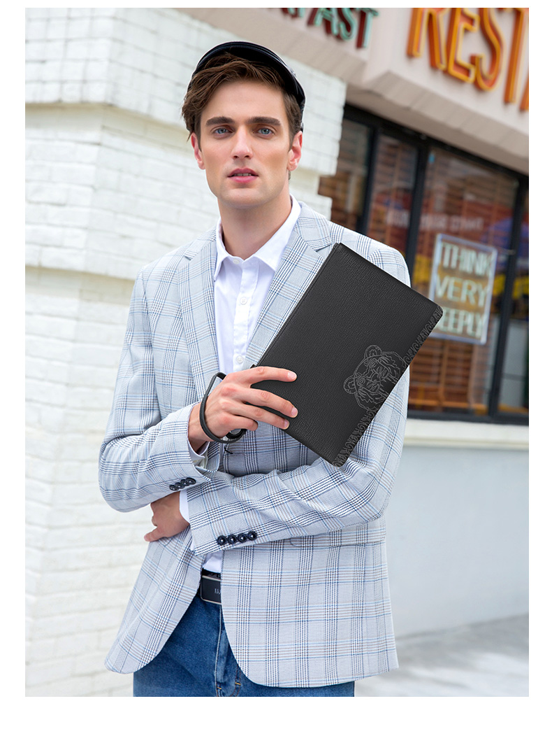ELLE HOMME Business Boutique Same Style Clutch Bag, Men's Top-Grain Leather Handbag, Tiger Head Embroidery Large Capacity Casual Handbag Envelope Bag EB058701401 Black, Birthday Gift for Boyfriend 3