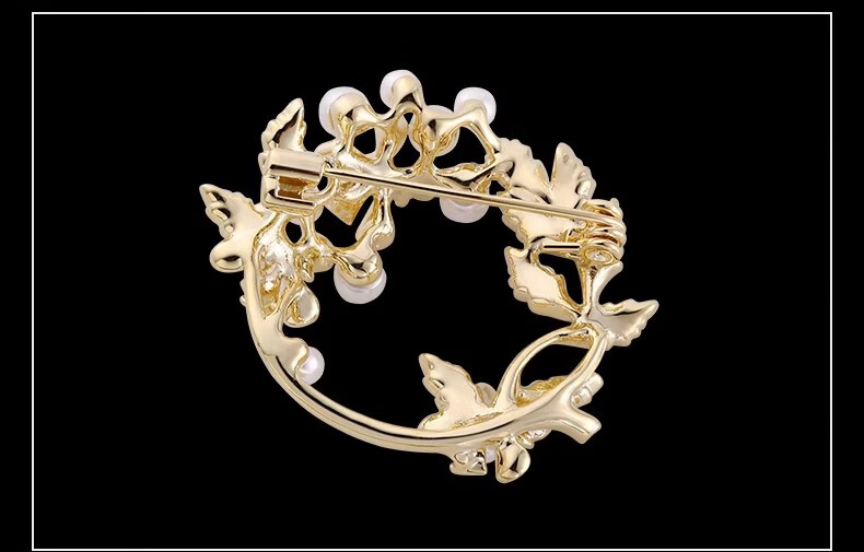 Eternelle French Original Design Brooch for Women, Elegant And Delicate Lapel Pin, Chest Accessory, Cardigan Button, And Corsage, New Style 10