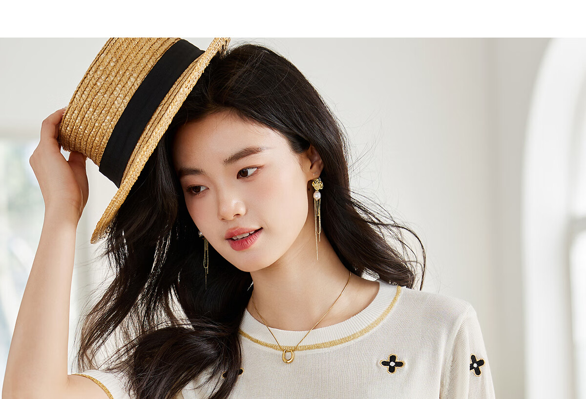 She Enjoy Short Sleeve T-Shirt Women Round Neck Lucky Clover Embroidered Casual Versatile Knit Tee T143T1376 11