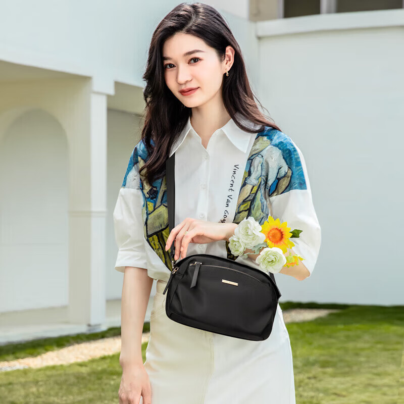 GOLF Crossbody Bag, Fashionable Handbag for Women, Versatile Shoulder Bag, Phone Pouch, Birthday Gift for Girlfriend