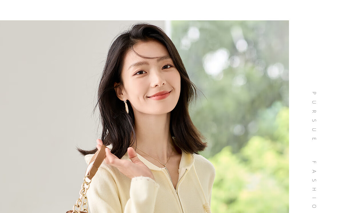 Chushen Women's Hooded Knit Sweater with Drawstring Half-Zip, Fashionable Casual Pullover Top S143Z3012 23