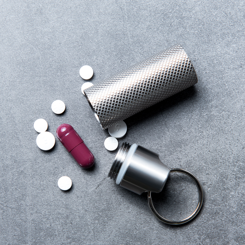 YORA Pure Titanium Medium Double-Layer Keychain, Car Pendant, Portable High-End Sealed Emergency Mini Medicine Bottle