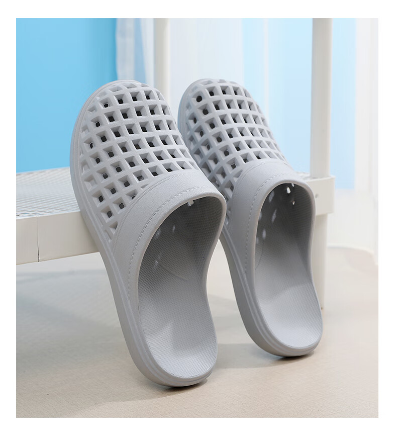 GUOLUOFEI Elderly Non-Slip Slippers Summer Bathroom Sandals for Men and Women Purple Size 35-36 1