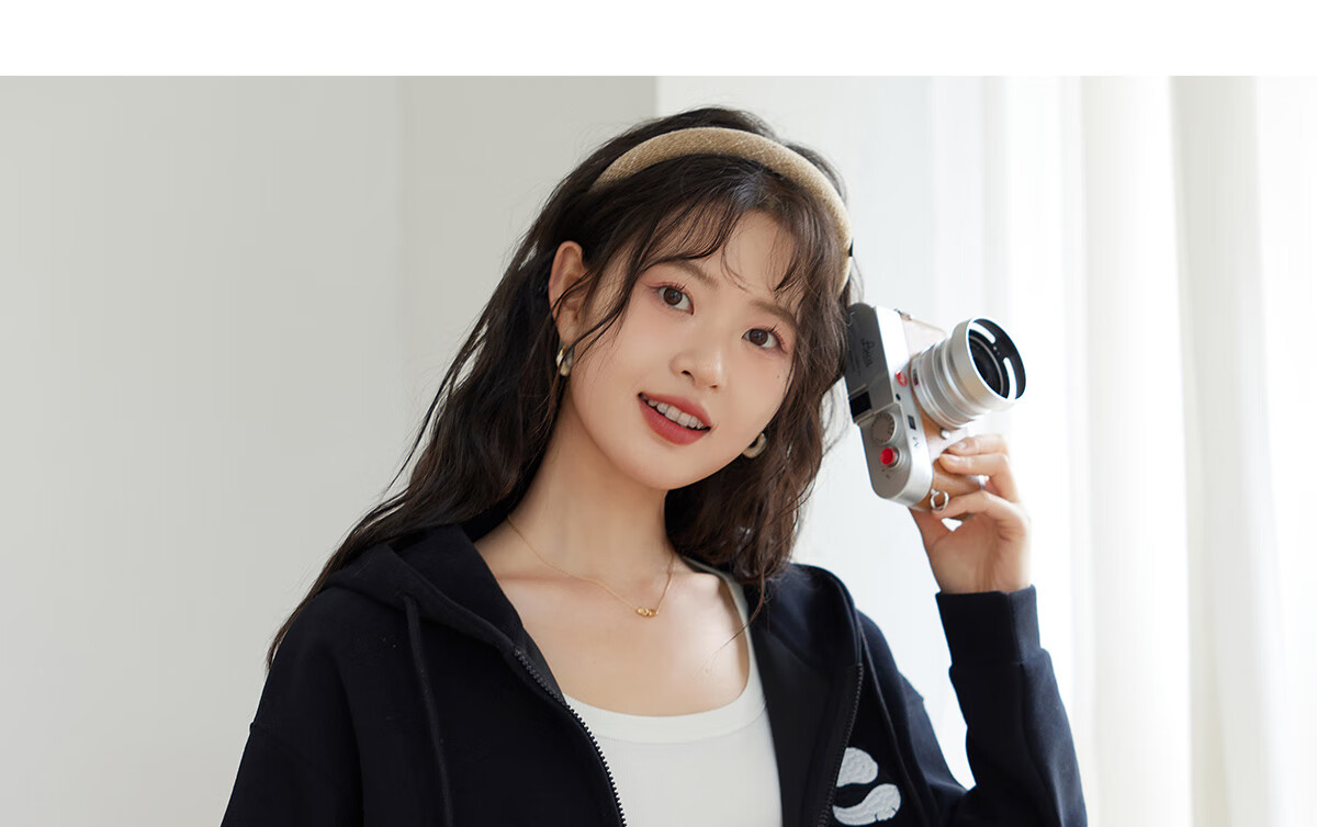 Halo Queen Hoodie Jacket for Women, Spring And Autumn, with Hood And Zipper Pockets, Loose-Fitting Fashion Casual Outerwear, New Product H143W1010 21