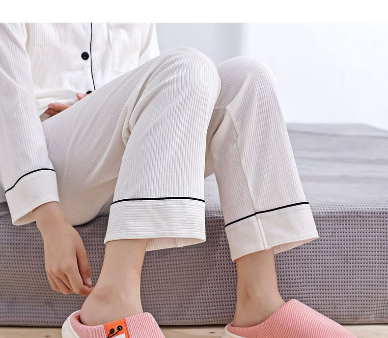 Huili Simple Thick-Soled Fleece-Lined Cotton Slippers for Indoor And Outdoor Wear, Warm Couple's Cotton Slides HL0650 Red Size 40-41 17