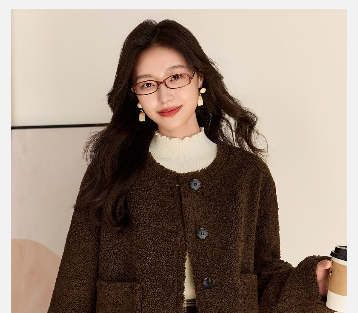PinCai Women's Short Coat Lamb Wool Thickened Small Fragrance Style Petite High-End Short Jacket P144F6002 1