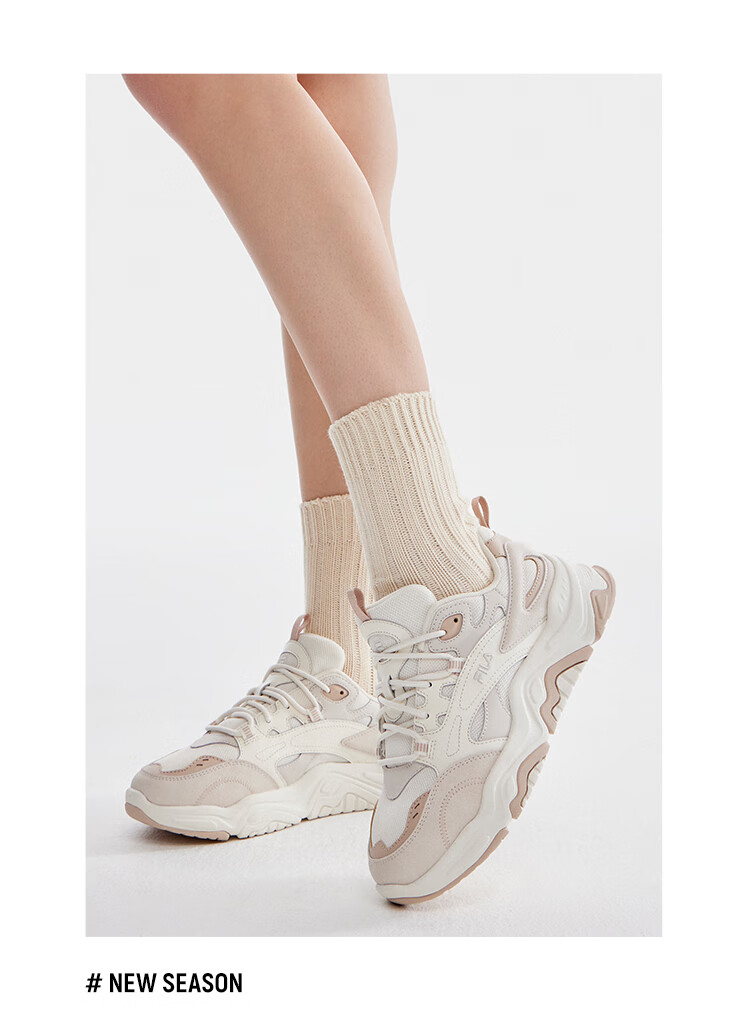 FILA Official COLLINA Women's Retro Outdoor Casual Dad Sneakers 21