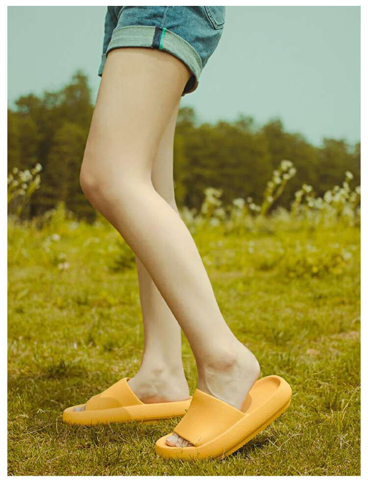GUOLUOFEI Thick Sole Slippers with Cloud-Like Comfort Unisex Summer Indoor Height-Increasing Oversized Couple Slides 9