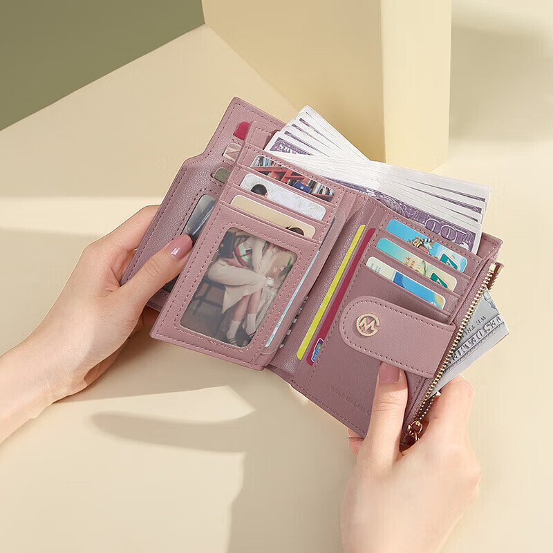 GOLF Wallet for Women, Fashionable Printed Design, Multi-Functional Card Holder And Coin Purse, Short Style Billfold