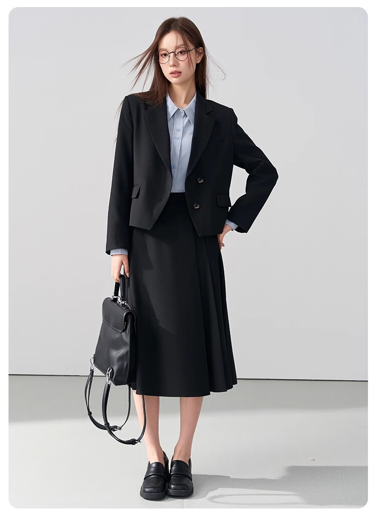 Bodexiaojie Beige Interview Suit Jacket for Women, Professional Commute Formal Wear, Lightweight Office Suit for Petite Figures 31