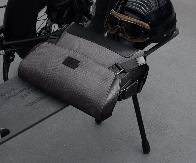 BVP Genuine Leather Crossbody Bag for Men, Large Capacity Shoulder Bag, Casual 2026 Spring/summer Trendy Commuter Messenger Bag, Birthday Gift 12