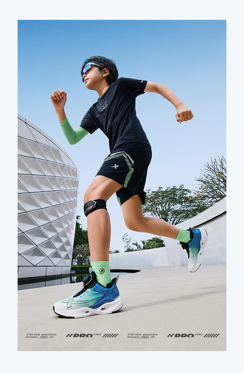 XTEP Kids Boys Mesh Breathable Lightweight Non-slip Rotating Buckle Running Shoes White/Black/Tranquil Blue Size 40 11