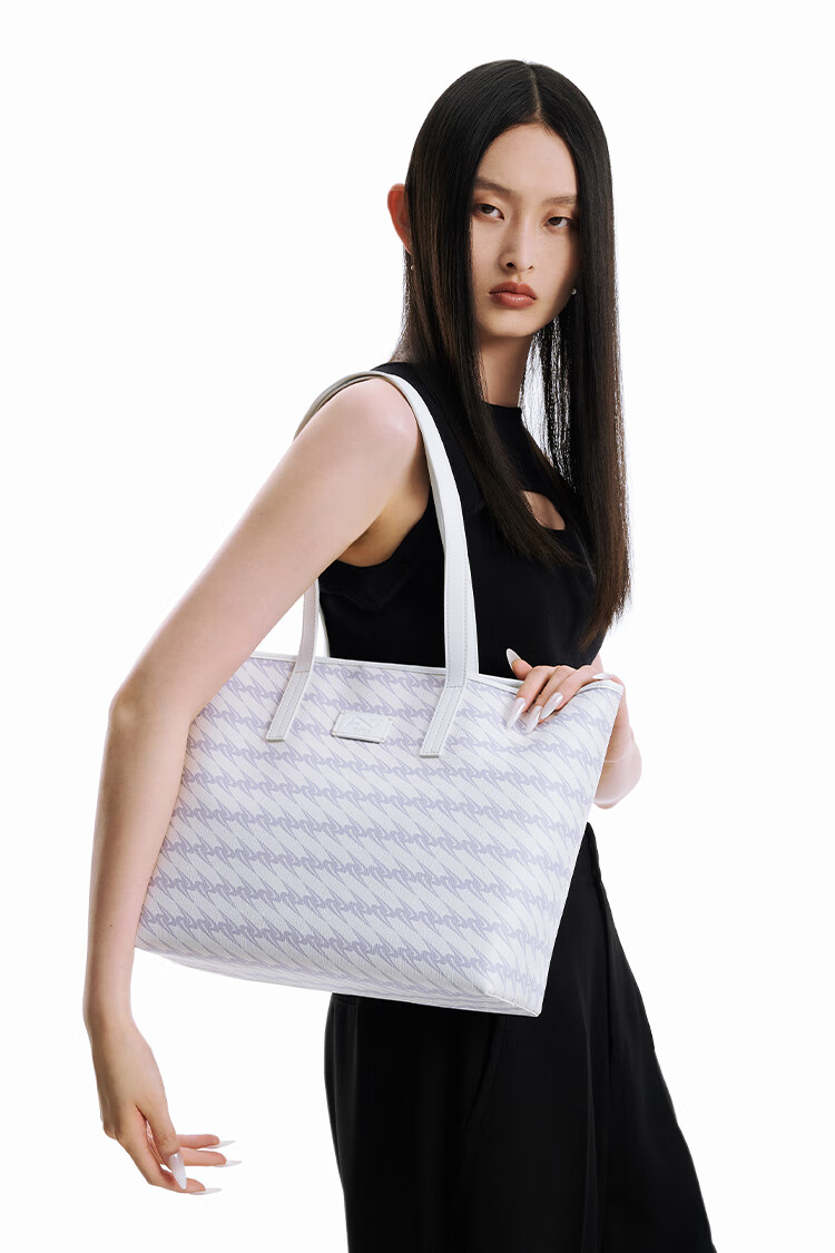 OMTO Truffle Black Tote Bag, Large Capacity Women's Handbag, Office Commute Handheld Shoulder Bag, Laptop Bag, Birthday Gift for Wome 9